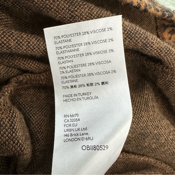 Urban Outfitters Leopard Print Mini Skirt XS - Picture 6 of 7